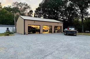 3920 Herrin Rd, Carterville, IL 62918 - Photo 28