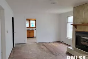 617 N 14th St, Herrin, IL 62948 - Photo 2