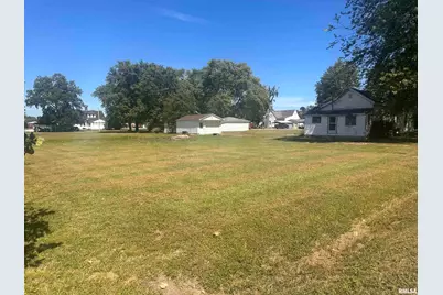 307 S Cherry Street, Iuka, IL 62849 - Photo 4