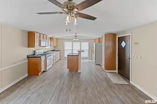 5219 US Hwy 50 Ave, Salem, IL 62881 - Photo 10