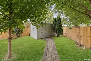 521 Marquis Ave, Centralia, IL 62801 - Photo 10