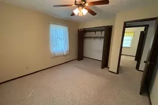 962 Red Stripe Rd Rd, Sandoval, IL 62882 - Photo 14