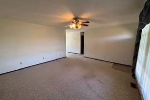 962 Red Stripe Rd Rd, Sandoval, IL 62882 - Photo 10