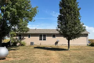 962 Red Stripe Rd Rd, Sandoval, IL 62882 - Photo 8