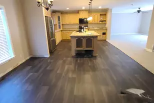 16035 Caplinger Pond Rd, Marion, IL 62959 - Photo 4