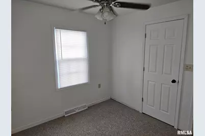 505 S 2nd Street, Marion, IL 62959 - Photo 12