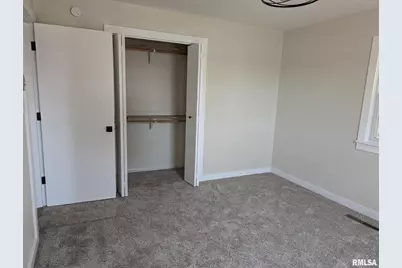 515 S 6th Street, Earlville, IL 62932 - Photo 14