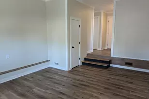 515 S 6th St, Earlville, IL 62932 - Photo 16