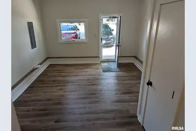 515 S 6th Street, Earlville, IL 62932 - Photo 10