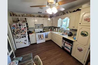 1133 W Boone Street, Salem, IL 62881 - Photo 18