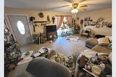 1133 W Boone Street, Salem, IL 62881 - Photo 6