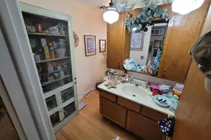 1133 W Boone St, Salem, IL 62881 - Photo 12