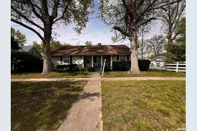 810 E 7th Street, Centralia, IL 62801 - Photo 1