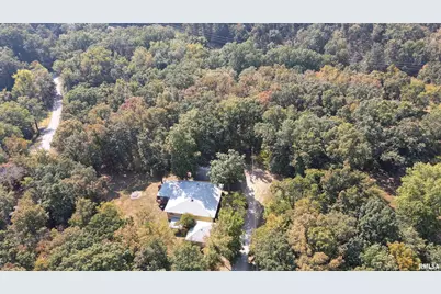 135 Tatia Drive, Orangeville, IL 62896 - Photo 6