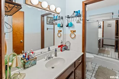 17 Crestwood Drive, Centralia, IL 62801 - Photo 22