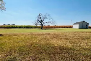 1810 S Hwy 142 Hwy, Eldorado, IL 62930 - Photo 22