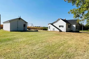 1810 S Hwy 142 Hwy, Eldorado, IL 62930 - Photo 14