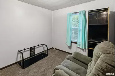 721 W Whittaker Street, Salem, IL 62881 - Photo 20