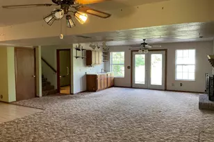 12 Hickory St, Nashville, IL 62263 - Photo 44