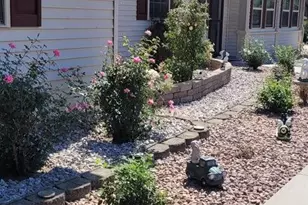 1670 Woods Ln, Centralia, IL 62801 - Photo 2