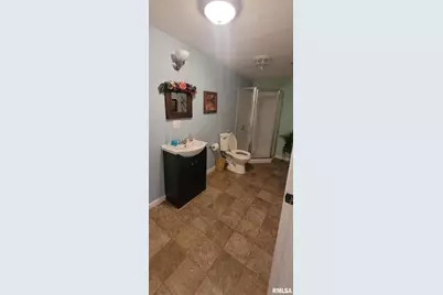 1670 Woods Lane, Centralia, IL 62801 - Photo 14