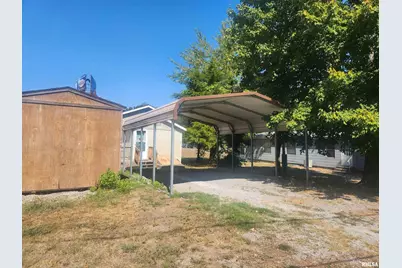 718 W Water Street, Pinckneyville, IL 62274 - Photo 8