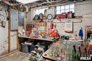 216 W Poplar St, Harrisburg, IL 62946 - Photo 54