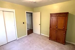 2633 S Broadway Ave, Salem, IL 62881 - Photo 22