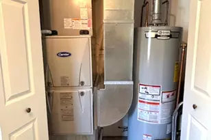 2633 S Broadway Ave, Salem, IL 62881 - Photo 18