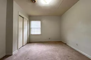 2633 S Broadway Ave, Salem, IL 62881 - Photo 20