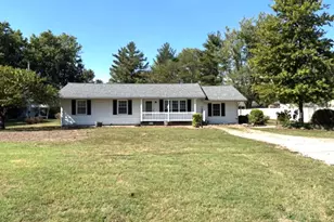 2633 S Broadway Ave, Salem, IL 62881 - Photo 26