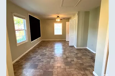 2633 S Broadway Avenue, Salem, IL 62881 - Photo 16