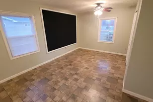 2633 S Broadway Ave, Salem, IL 62881 - Photo 34