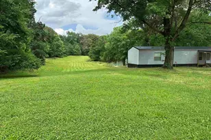 615 Liberty Rd, Harrisburg, IL 62946 - Photo 2