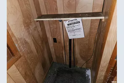 1105 Organ Street, Eldorado, IL 62930 - Photo 10