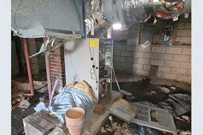 1105 Organ Street, Eldorado, IL 62930 - Photo 18