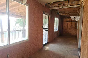 1105 Organ St, Eldorado, IL 62930 - Photo 14