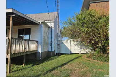 1105 Organ Street, Eldorado, IL 62930 - Photo 2
