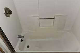 1105 Organ St, Eldorado, IL 62930 - Photo 16