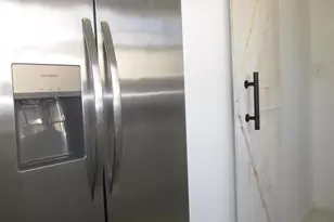 302 2nd St, Carmi, IL 62821 - Photo 10