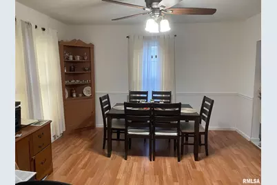 302 2nd Street, Carmi, IL 62821 - Photo 8