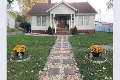 302 2nd Street, Carmi, IL 62821 - Photo 1