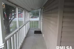 731 Bohn St, Rosiclare, IL 62982 - Photo 32