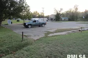 731 Bohn St, Rosiclare, IL 62982 - Photo 26