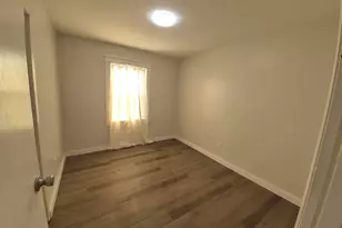 802 Dillard St St, Eldorado, IL 62930 - Photo 12