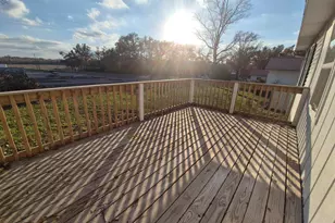 802 Dillard St St, Eldorado, IL 62930 - Photo 2