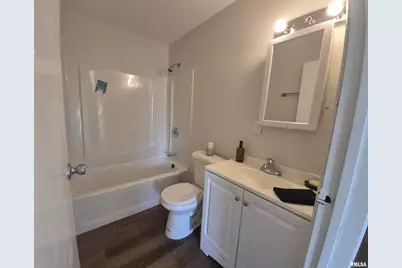 802 Dillard St Street, Eldorado, IL 62930 - Photo 16