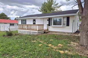 802 Dillard St St, Eldorado, IL 62930 - Photo 24