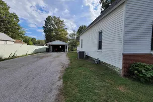 405 St Clair St, Odin, IL 62870 - Photo 38