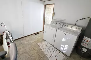 405 St Clair St, Odin, IL 62870 - Photo 26